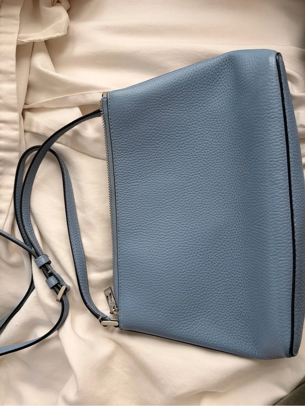 kate spade light blue pebbled leather crossbody - Picture 3 of 5